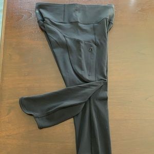 🎉 Host pick!! Athleta pants capri